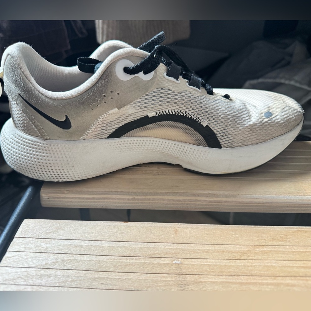 Nike Tan and Black Athletic Sneakers